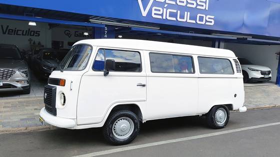 VOLKSWAGEN KOMBI 1.4 MI FURGÃO 8V FLEX 3P MANUAL